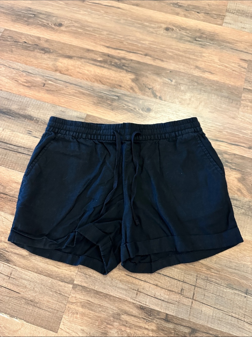Old Navy Black Elastic Waist Linen Shorts